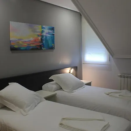Hotel Ciudad De 2*