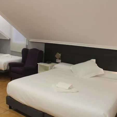 Ciudad De Hotel